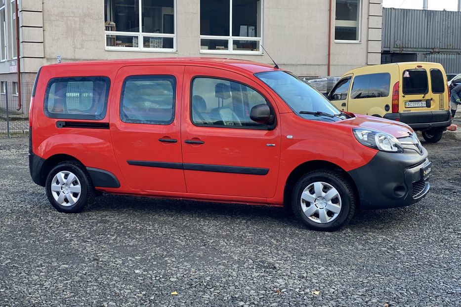 Продам Renault Kangoo пасс. 2019 года в Луцке