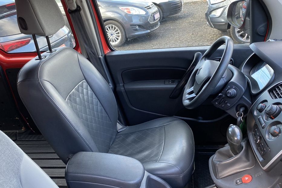 Продам Renault Kangoo пасс. 2019 года в Луцке