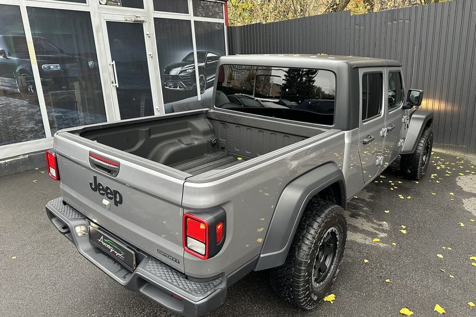 Продам Jeep Wrangler GLADIATOR 2019 года в Киеве