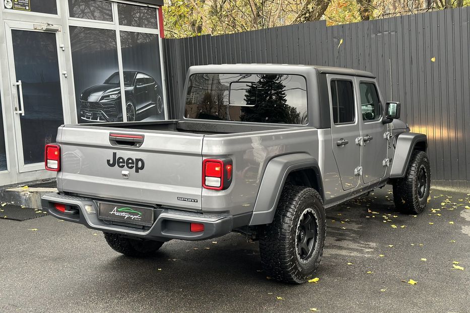 Продам Jeep Wrangler GLADIATOR 2019 года в Киеве