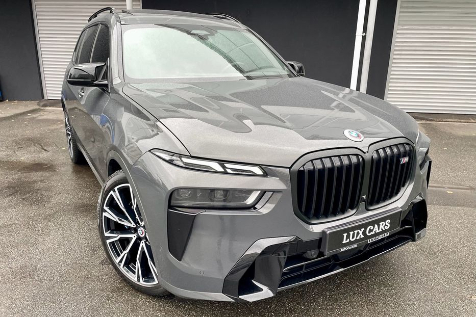 Продам BMW X7 M60i 2023 года в Киеве