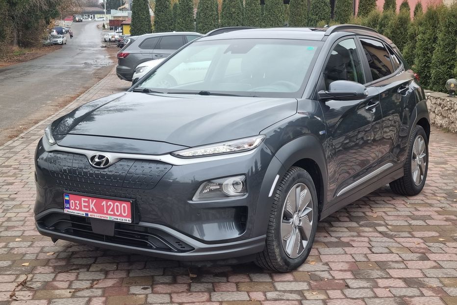 Продам Hyundai Kona 64kw Premium SOH100% 2019 года в Тернополе