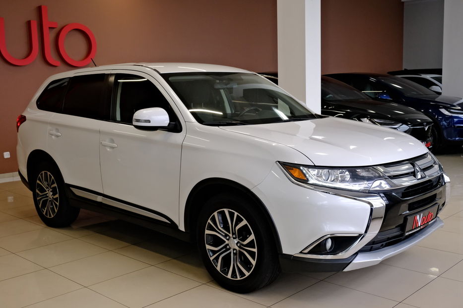 Продам Mitsubishi Outlander 2017 года в Одессе