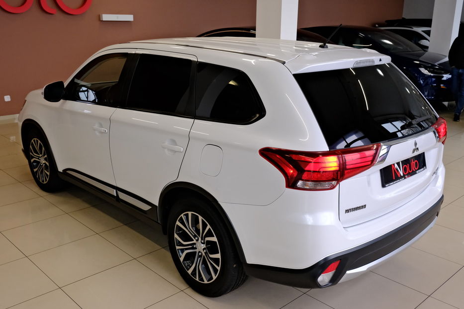 Продам Mitsubishi Outlander 2017 года в Одессе