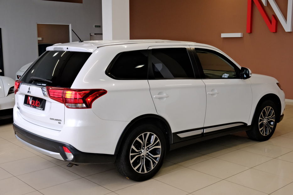 Продам Mitsubishi Outlander 2017 года в Одессе