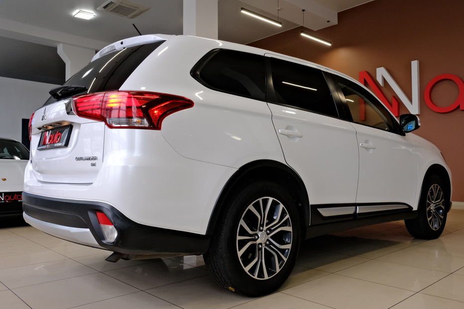 Продам Mitsubishi Outlander 2017 года в Одессе