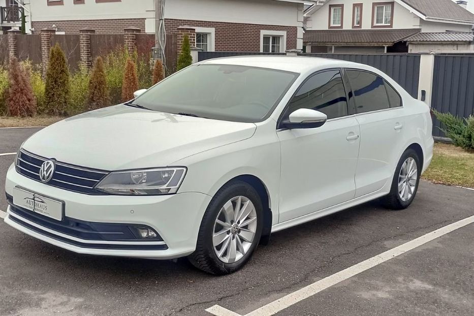 Продам Volkswagen Jetta Офіційна 2016 года в Киеве