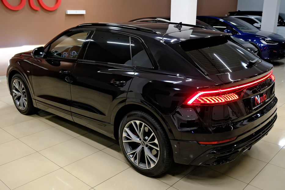 Продам Audi Q8 2021 года в Одессе