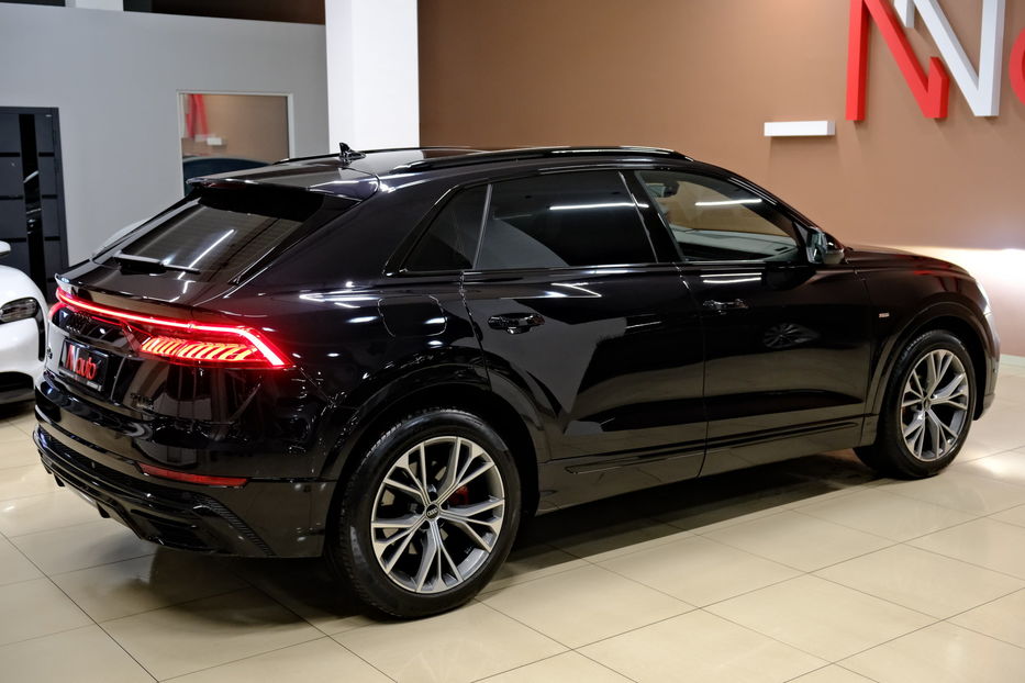 Продам Audi Q8 2021 года в Одессе