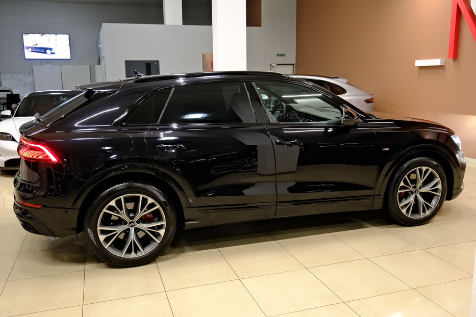 Продам Audi Q8 2021 года в Одессе