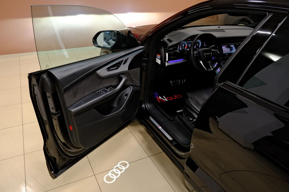 Продам Audi Q8 2021 года в Одессе