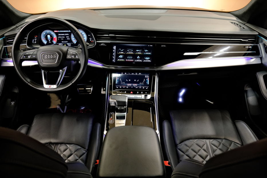 Продам Audi Q8 2021 года в Одессе