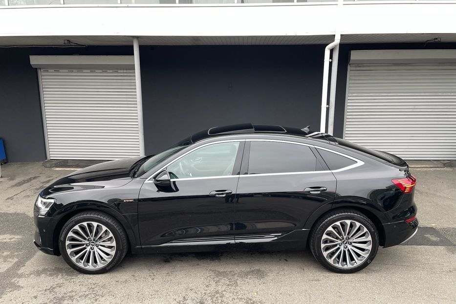 Продам Audi E-Tron Sportback 55 2021 года в Киеве