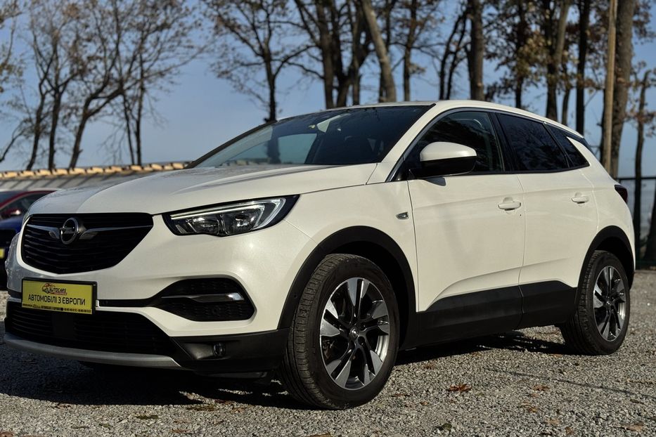 Продам Opel Crossland X GRANDLAND X 2019 года в г. Умань, Черкасская область