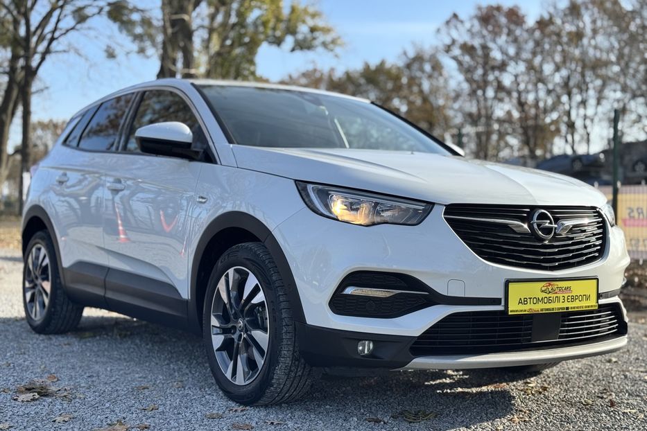 Продам Opel Crossland X GRANDLAND X 2019 года в г. Умань, Черкасская область