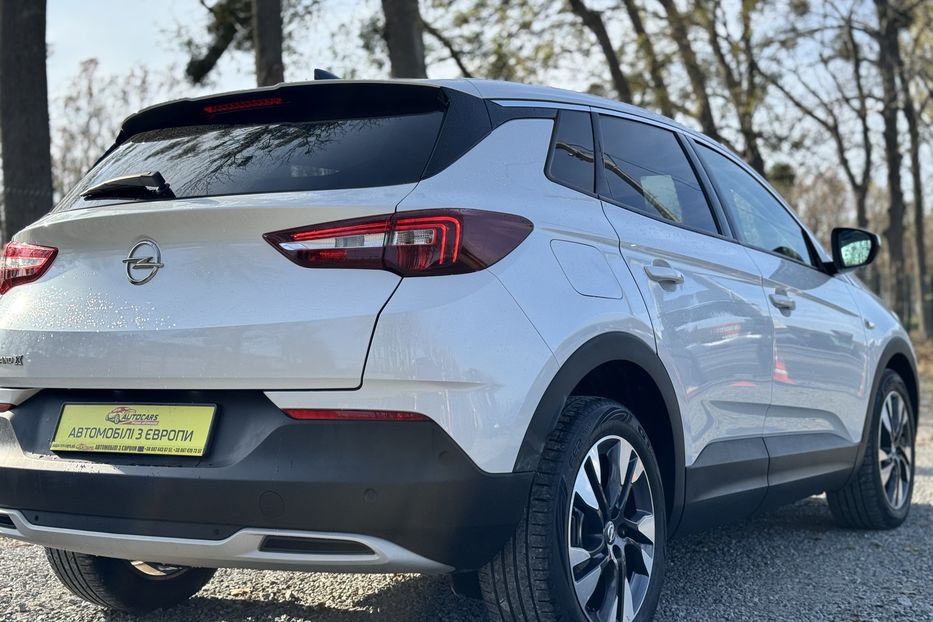 Продам Opel Crossland X GRANDLAND X 2019 года в г. Умань, Черкасская область