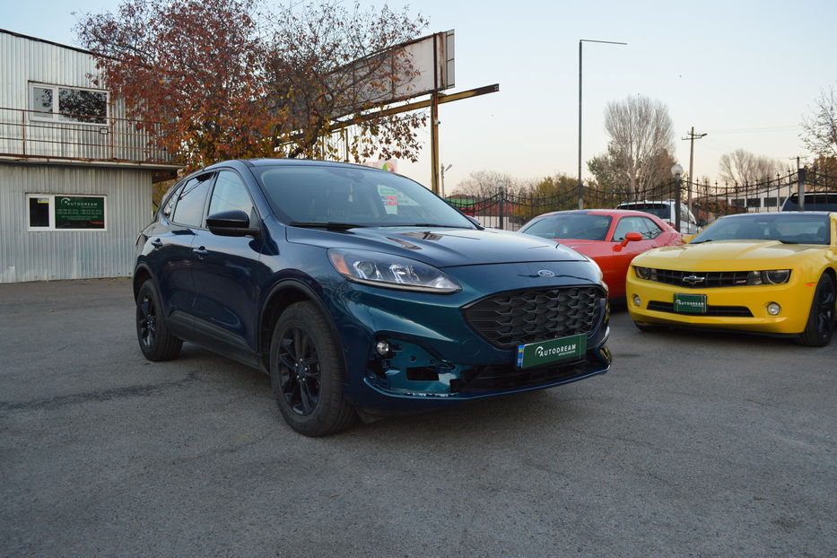 Продам Ford Escape Hybrid 2020 года в Одессе