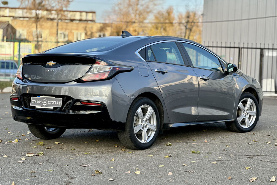 Продам Chevrolet Volt 2018 года в Киеве