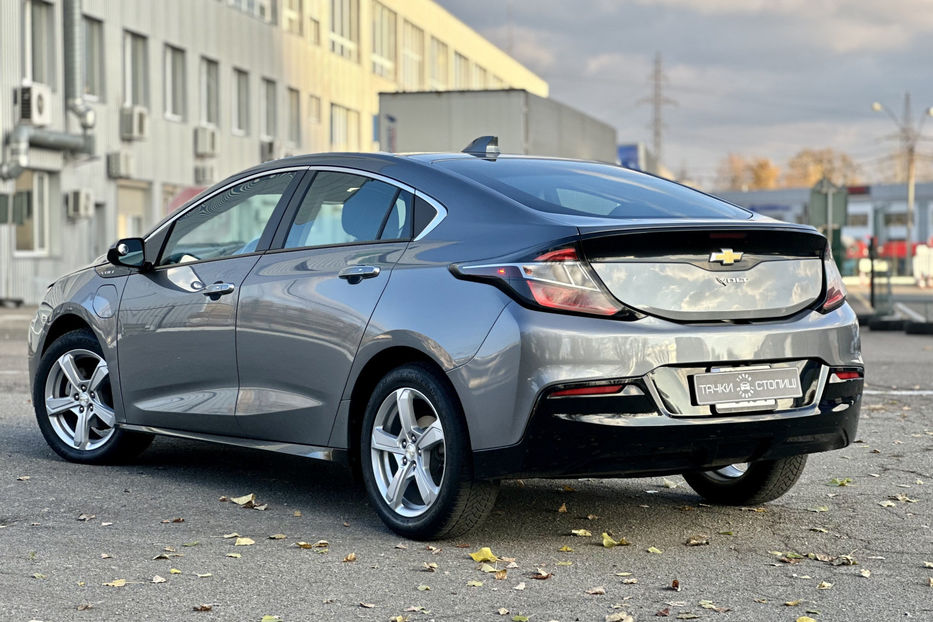 Продам Chevrolet Volt 2018 года в Киеве