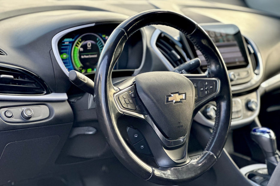 Продам Chevrolet Volt 2018 года в Киеве