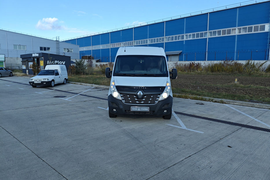 Продам Renault Master пасс. 2016 года в Киеве