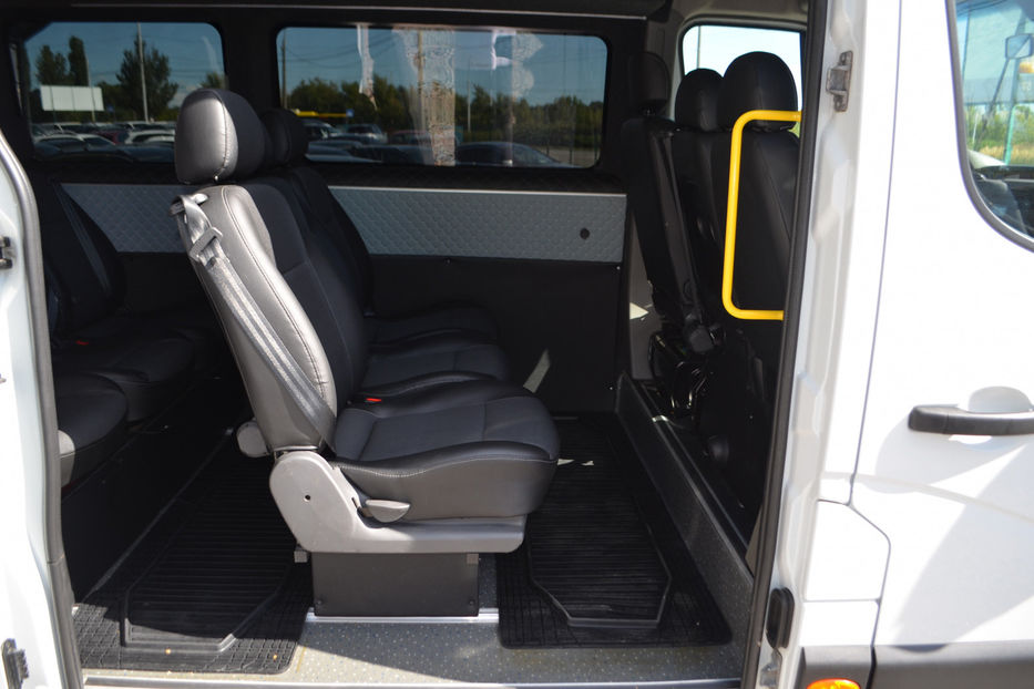 Продам Renault Master пасс. 2016 года в Киеве