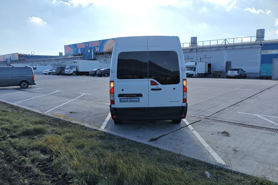 Продам Renault Master пасс. 2016 года в Киеве