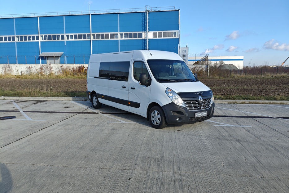 Продам Renault Master пасс. 2016 года в Киеве