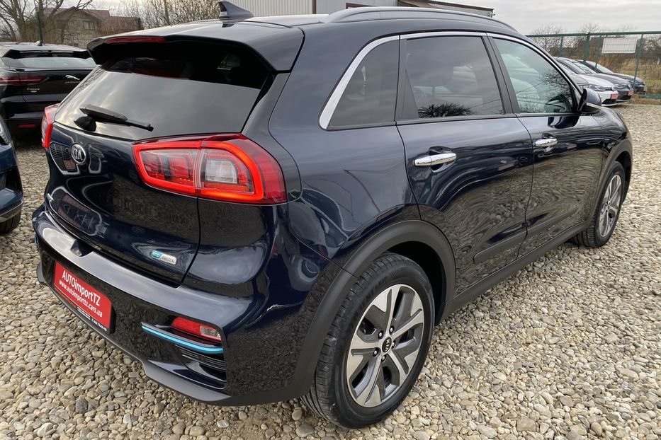 Продам Kia Niro 64kWhМакс.комплектаціяPrestige 2019 года в Львове