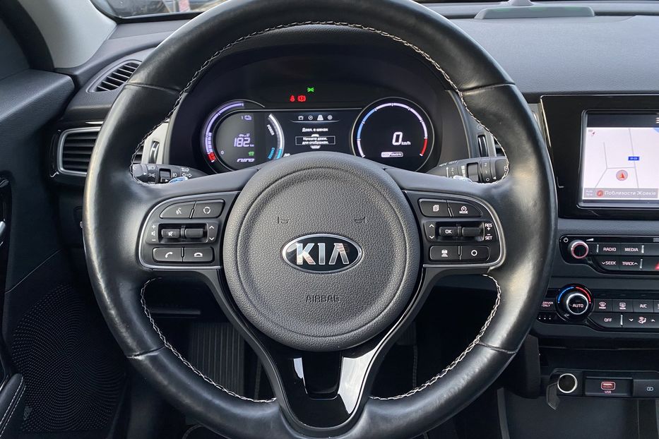 Продам Kia Niro 64kWhМакс.комплектаціяPrestige 2019 года в Львове