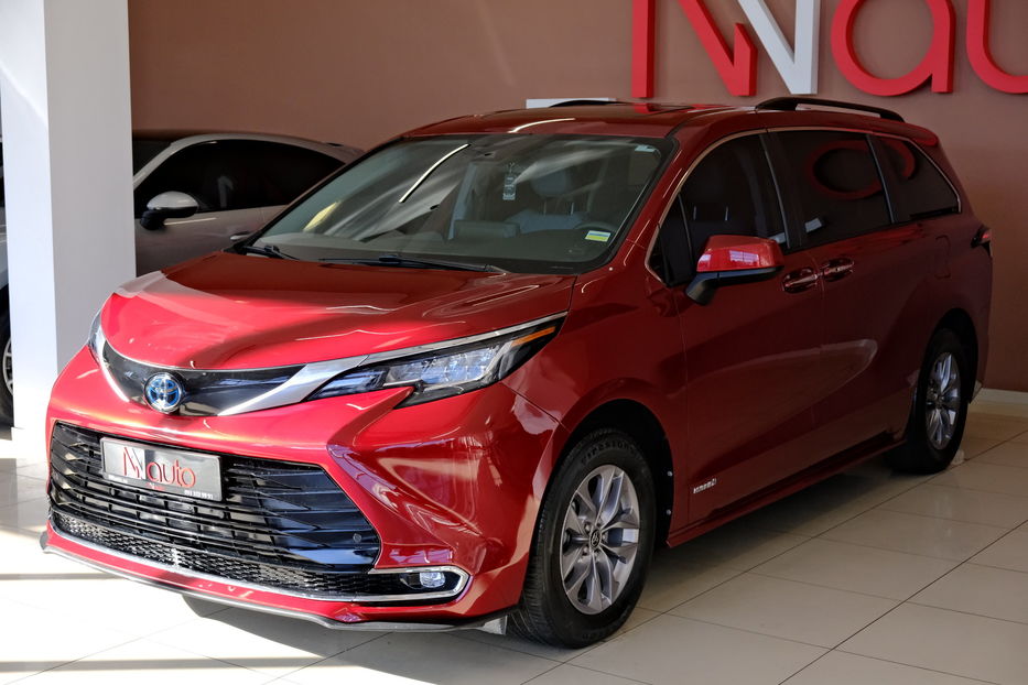 Продам Toyota Sienna 2022 года в Одессе