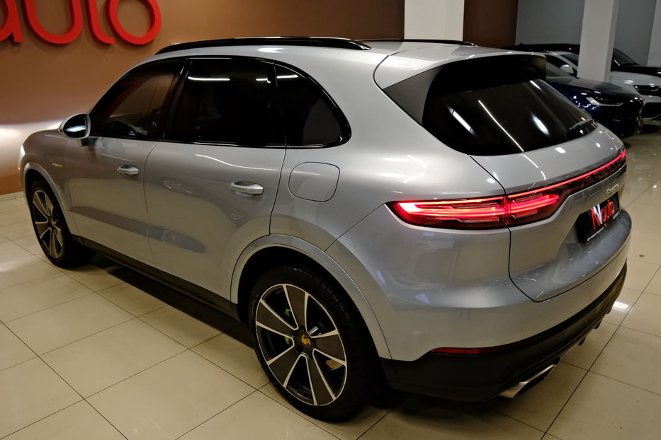 Продам Porsche Cayenne 2021 года в Одессе