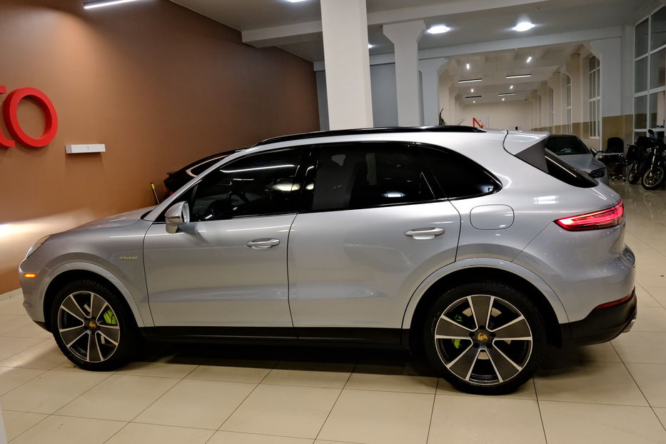 Продам Porsche Cayenne 2021 года в Одессе