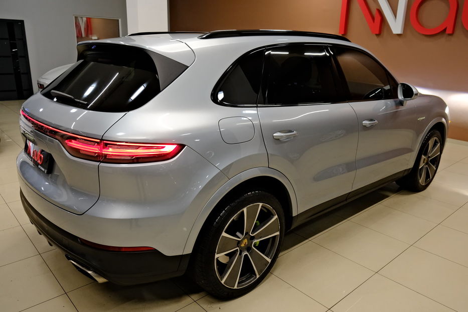 Продам Porsche Cayenne 2021 года в Одессе