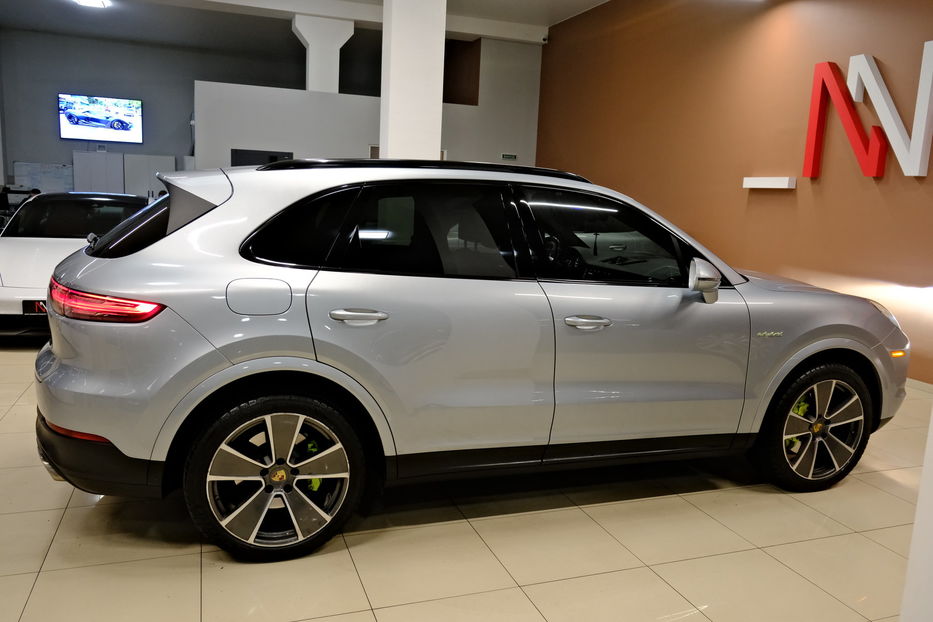 Продам Porsche Cayenne 2021 года в Одессе