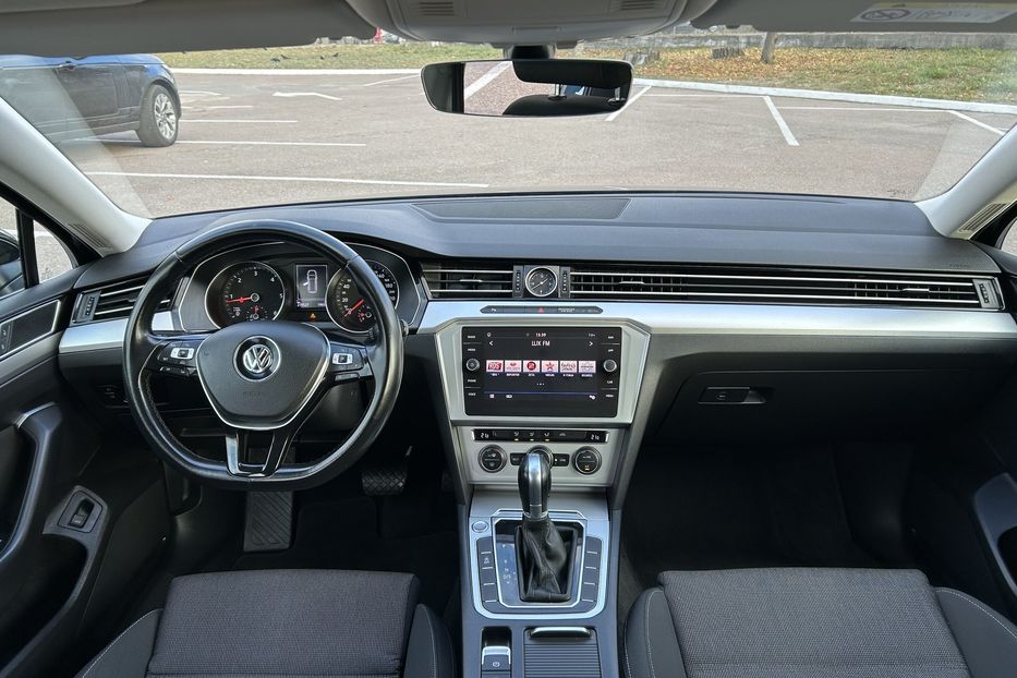 Продам Volkswagen Passat B8 2018 года в Житомире