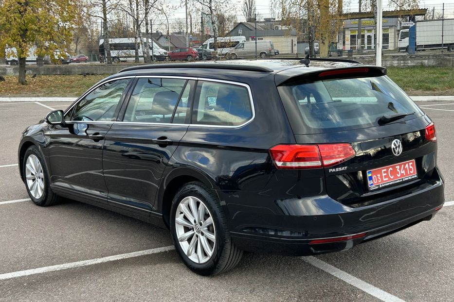 Продам Volkswagen Passat B8 2018 года в Житомире