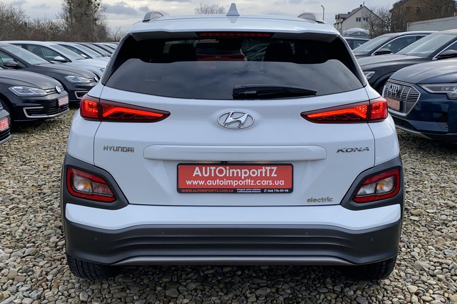 Продам Hyundai Kona 64kWhМакс.комплектація PREMIUM 2019 года в Львове