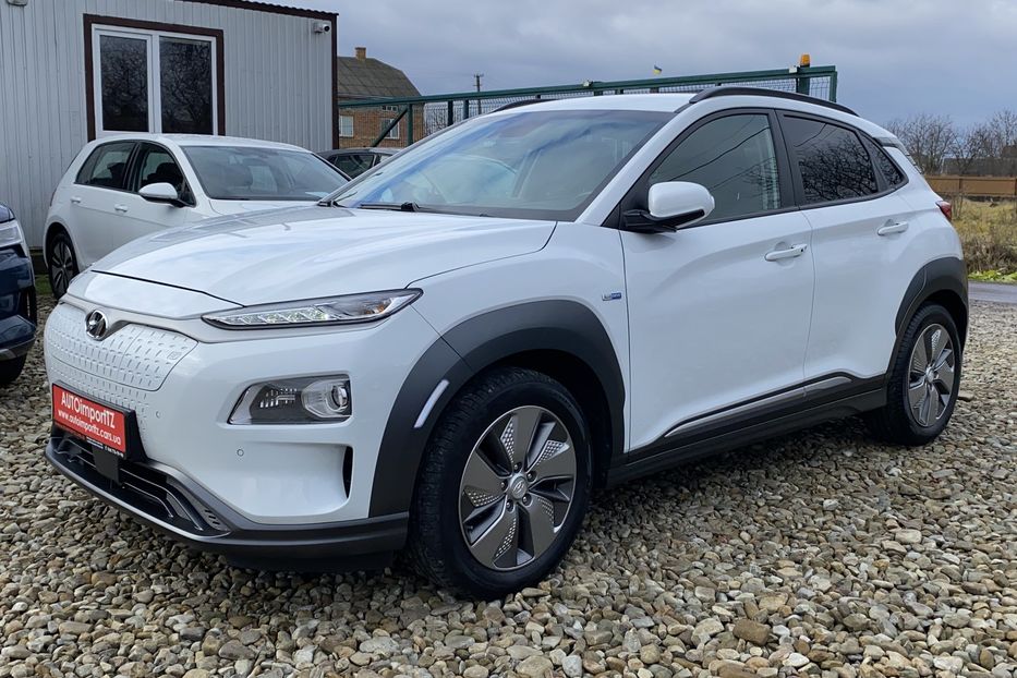 Продам Hyundai Kona 64kWhМакс.комплектація PREMIUM 2019 года в Львове