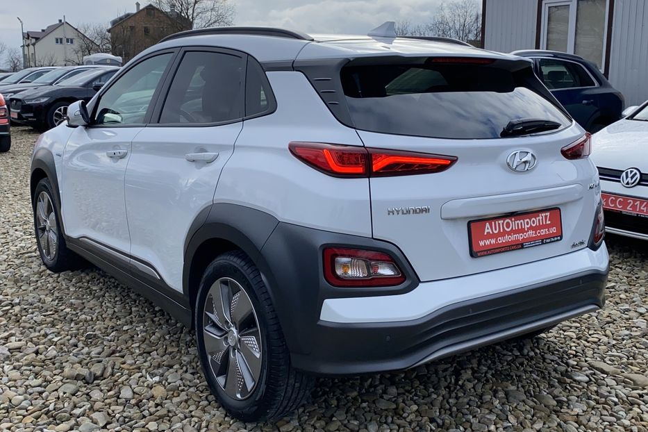 Продам Hyundai Kona 64kWhМакс.комплектація PREMIUM 2019 года в Львове