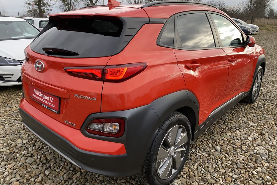 Продам Hyundai Kona 64kWhМакс.комплектація PREMIUM 2019 года в Львове