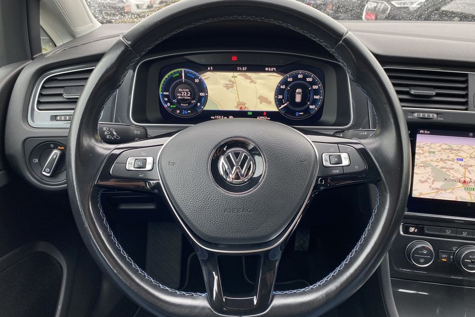 Продам Volkswagen e-Golf 35.8 kWh136к.с. БЕЗКЛЮЧ,КОКПІТ 2020 года в Львове