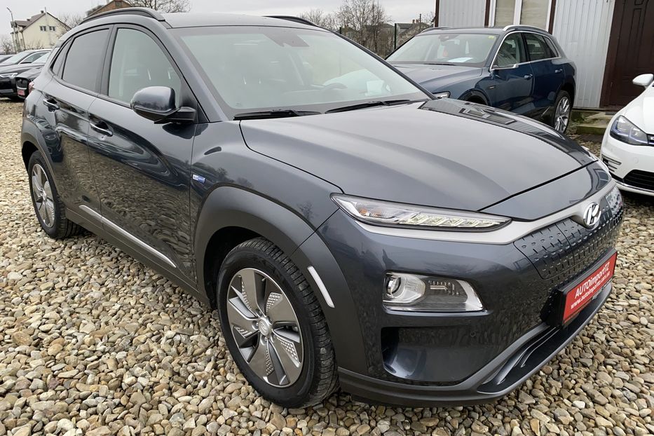 Продам Hyundai Kona 64кВт Макскомплектація Premium 2019 года в Львове