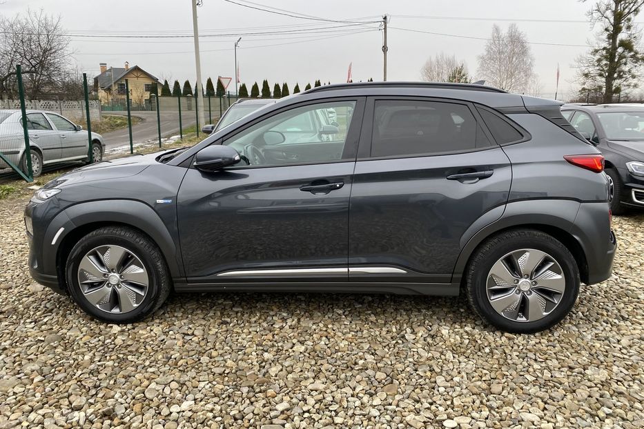 Продам Hyundai Kona 64кВт Макскомплектація Premium 2019 года в Львове