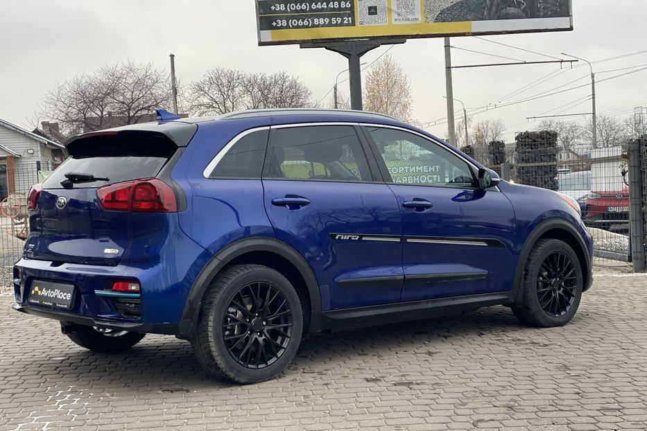 Продам Kia Niro 2021 года в Луцке