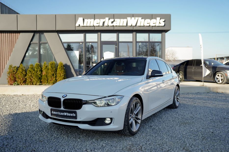 Продам BMW 330 I F30 2017 года в Черновцах