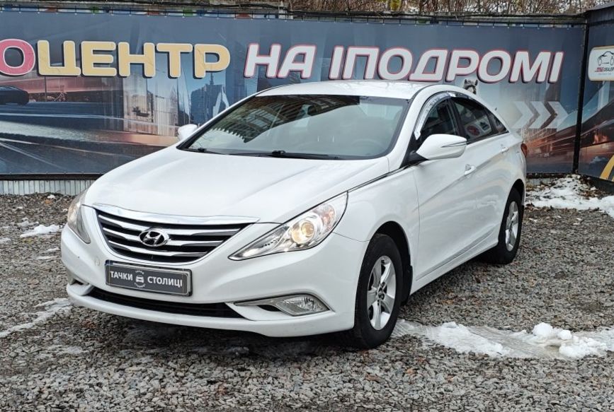 Продам Hyundai Sonata YF LPi 2015 года в Киеве