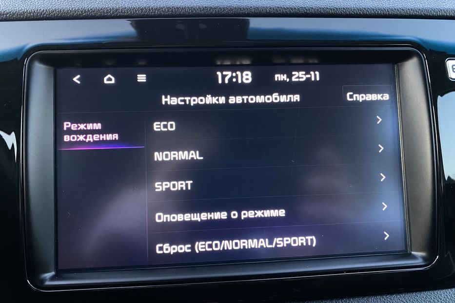 Продам Kia Niro 64кВтМакс.комплектаціяPrestige 2019 года в Львове