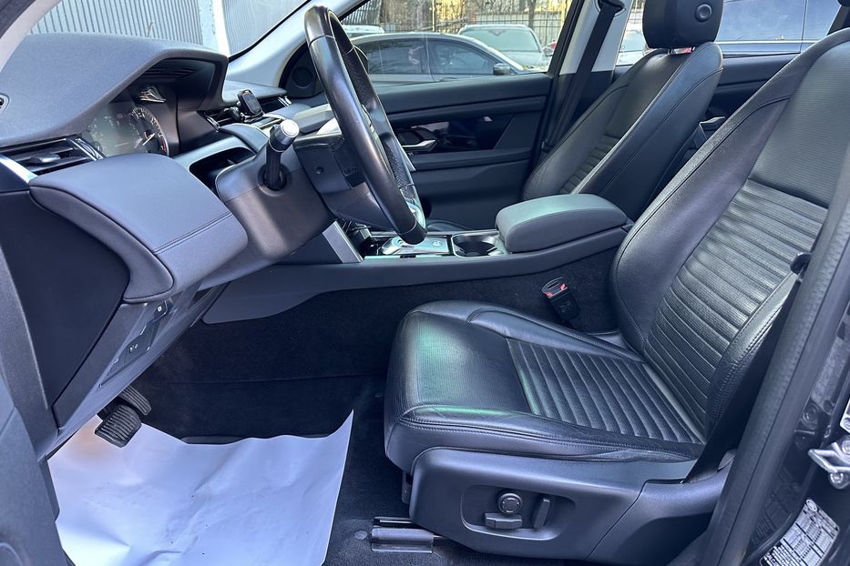 Продам Land Rover Discovery Sport P250 AWD 2019 года в Киеве