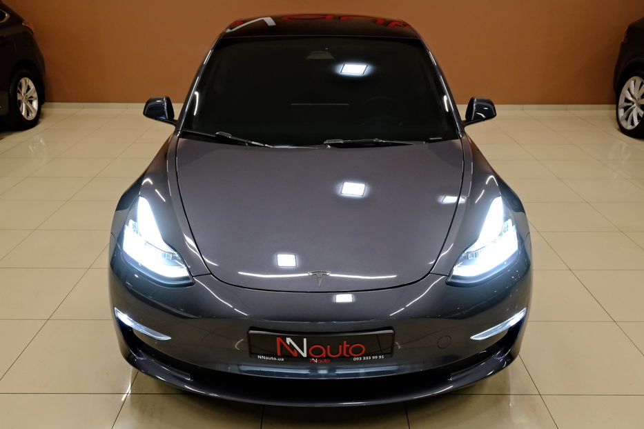 Продам Tesla Model 3 2023 года в Одессе